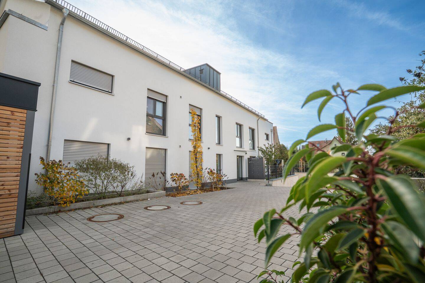 Lichtdurchflutete 4-Zi.-Wohnung mit großer Terrasse, 91058 Erlangen (Bruck Eltersdorf Erlangen-Süd Sebaldussiedlung Tennenlohe)