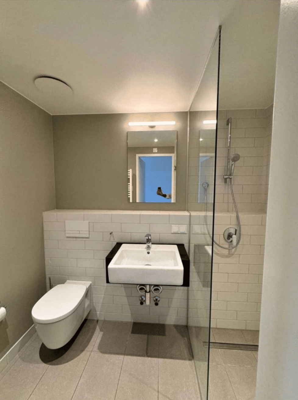 Bright Studio Apartment (Close to Hauptbahnof) with Fitness & Concierge, 10557 Berlin (Mitte Hansaviertel Moabit Tiergarten)