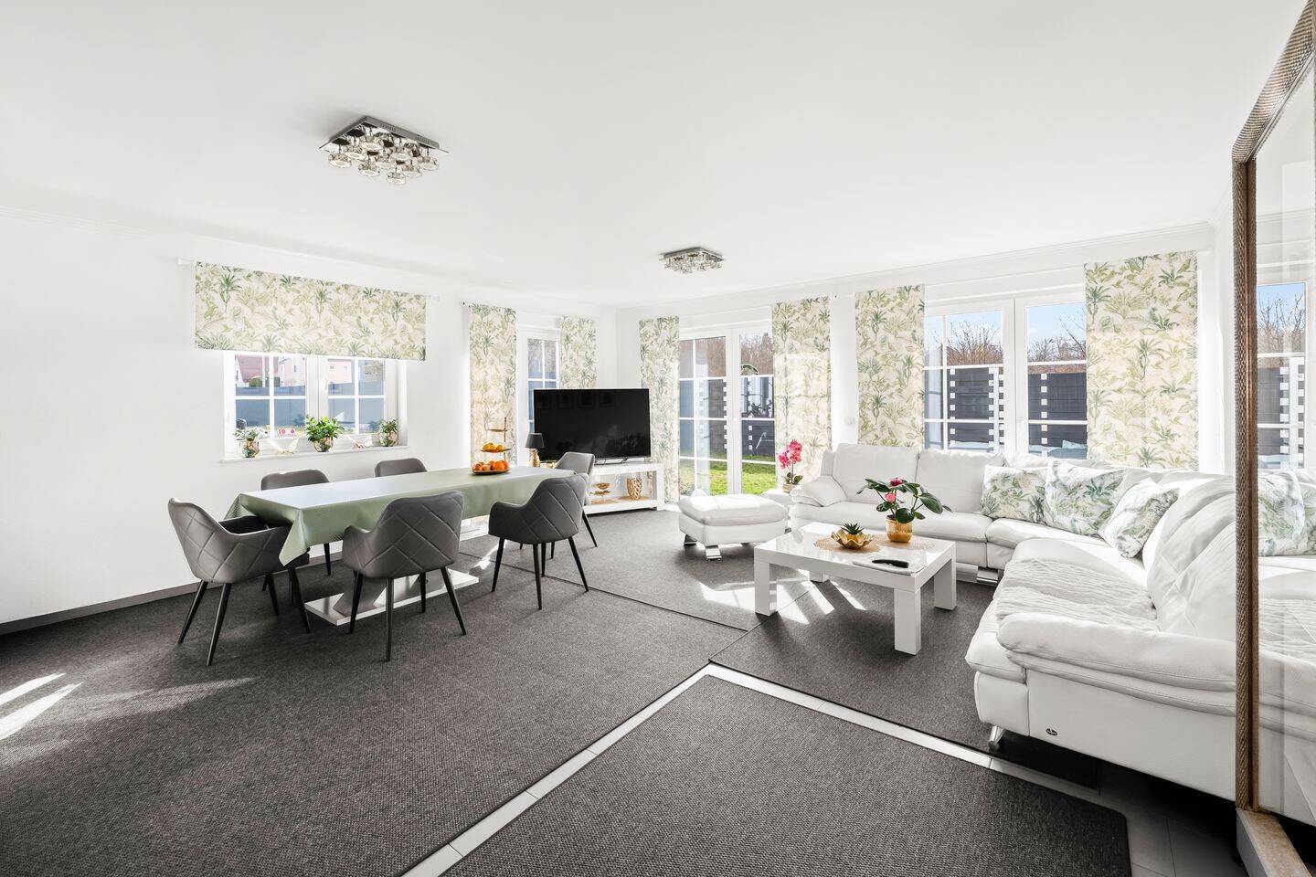 Barrierefreie Erdgeschosswohnung mit großzügigem Garten, 90556 Cadolzburg