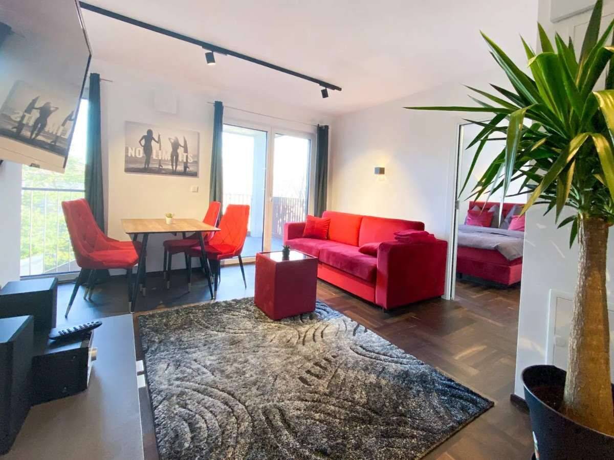 Vollmöblierte provisionsfreie Wohnung mit Balkon, 69120 Heidelberg (Handschuhsheim Neuenheim)