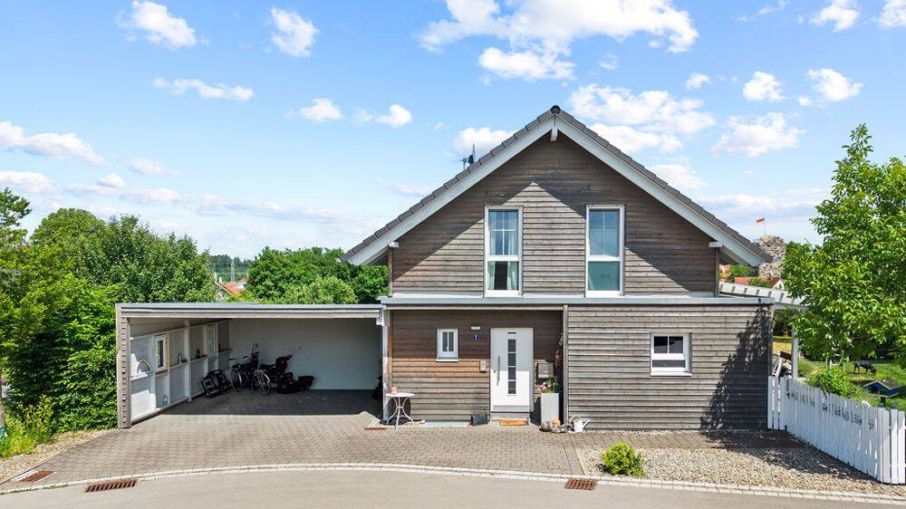 Modernes Einfamilienhaus mit großem Gartengrundstück in ruhiger Lage von Fronreute, 88273 Fronreute