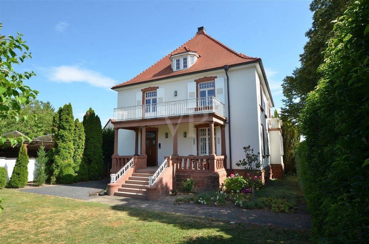 Historische Villa mit zeitloser Eleganz, 76870 Kandel