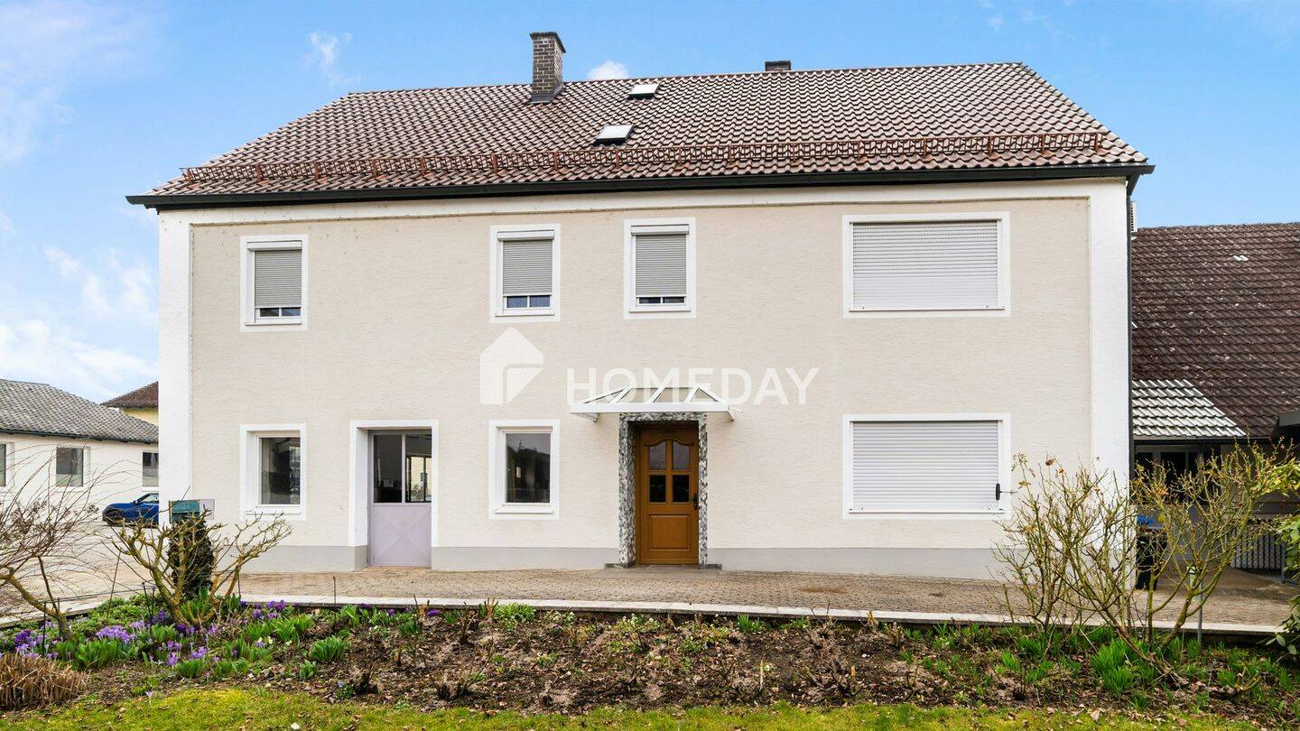 Viel Raum für Ideen – Wohn- und Geschäftshaus mit Entwicklungspotenzial, 93354 Biburg