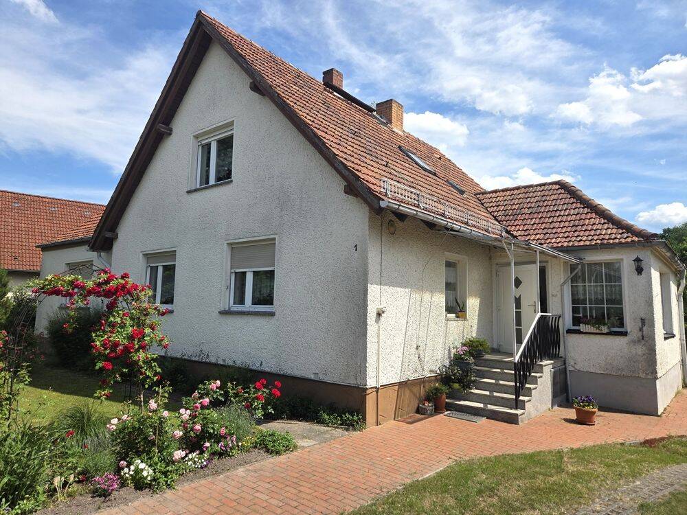 Einfamilienhaus mit viel Platz für Hobby oder Selbstversorgung!, 15848 Ragow-Merz