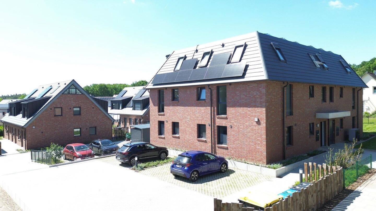 Stilvoll wohnen im Neubau – 3-Zimmer-Maisonette mit viel Licht & Außenfläche in Buxtehude, 21614 Buxtehude