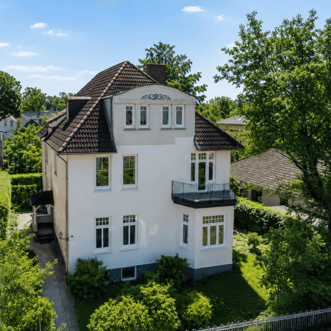 Altbaujuwel zum Selbstgestalten in Nienstedten – Ihr Wohntraum in Elbnähe, 22609 Hamburg (Altona Groß Flottbek Nienstedten Osdorf Othmarschen)