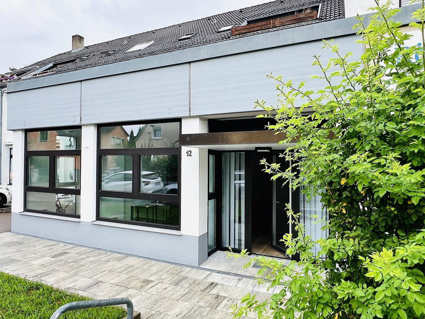 WG-Zimmer in einer 5er WG -voll möbliert – für Studierende in Augsburg-Haunstetten-Nord, 86179 Augsburg (Haunstetten Siebenbrunn)
