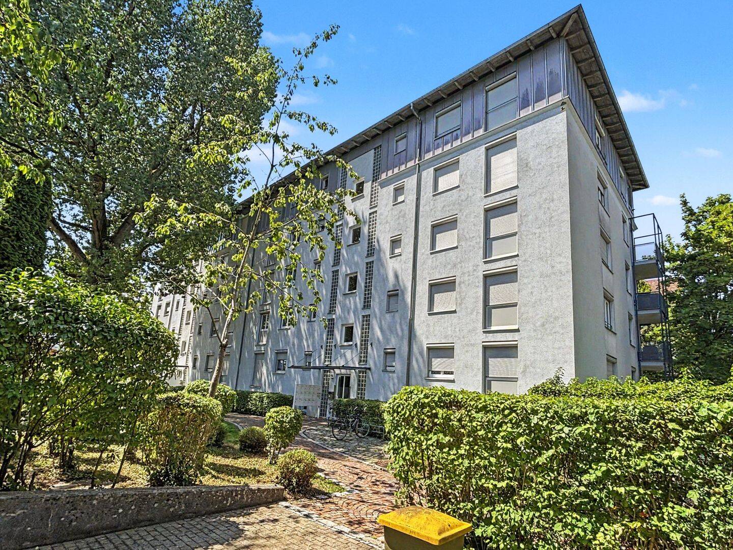 Top gepflegte 3,5-Zimmer-Wohnung in Augsburg-Göggingen, 86199 Augsburg (Bergheim Göggingen Haunstetten Inningen)