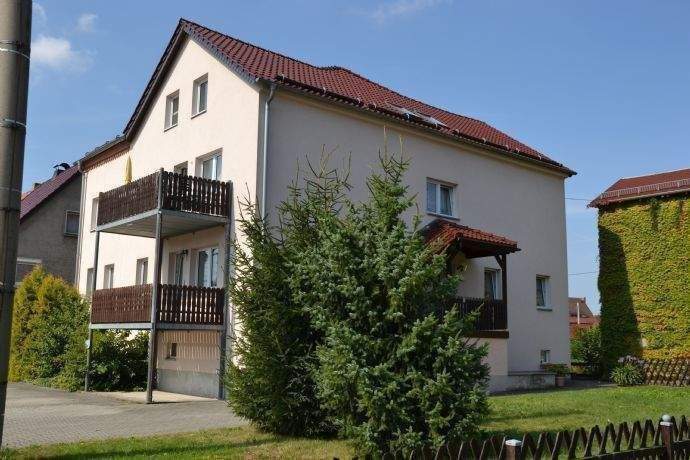 2-Raum-Wohnung in ruhiger Lage, 1900 Großröhrsdorf