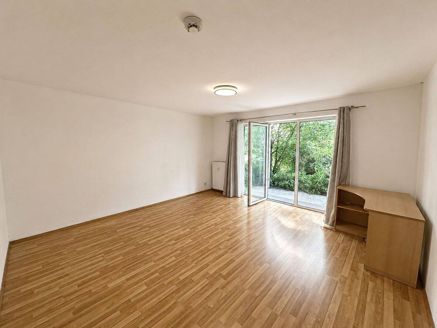 Schönes 37qm 1-Zimmer-Apartment mit Terrasse in zentraler Lage von Speyer, 67346 Speyer (Angelhof I und II Speyer)