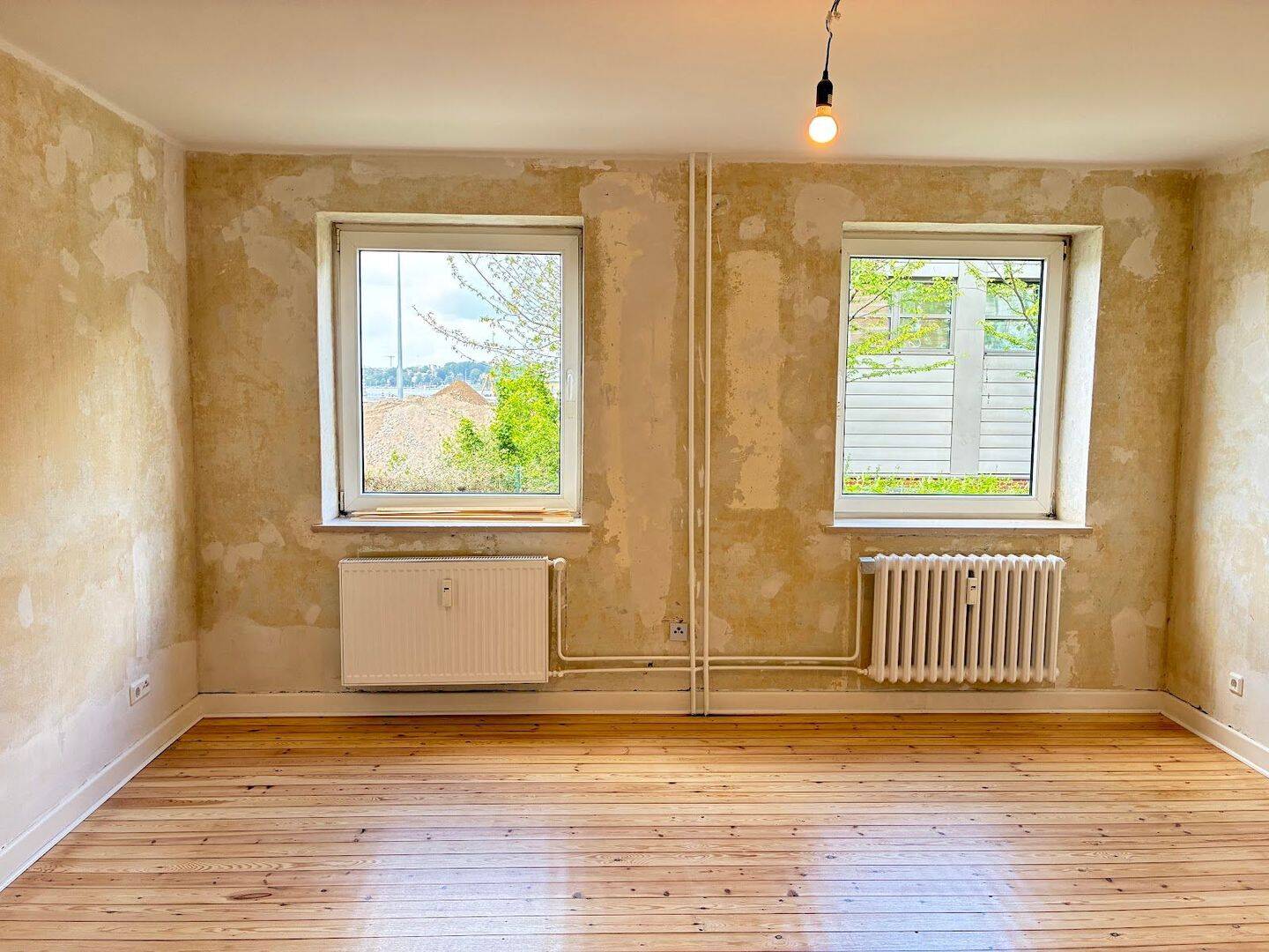 2-Zimmerwohnung für Liebhaber. Intressent vorhanden, 24149 Kiel (Neumühlen-Dietrichsdorf)