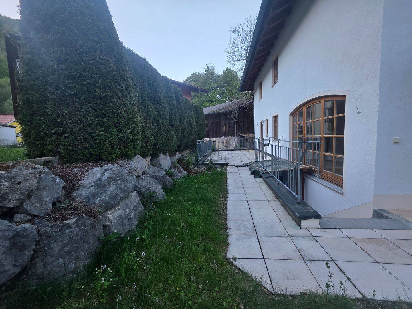 image-72598660
