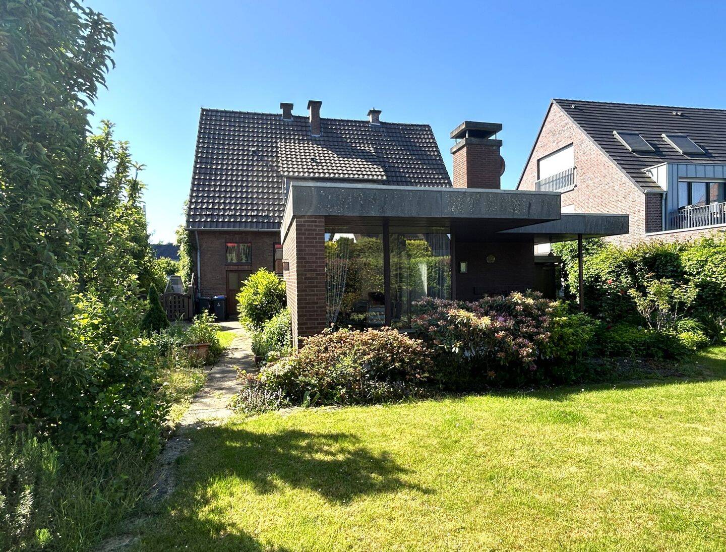 Großzügiges Zweifamilienhaus mit Garten in begehrter Lage von Münster-Gievenbeck, 48161 Münster (Gievenbeck Nienberge Roxel Sentrup Sprakel)