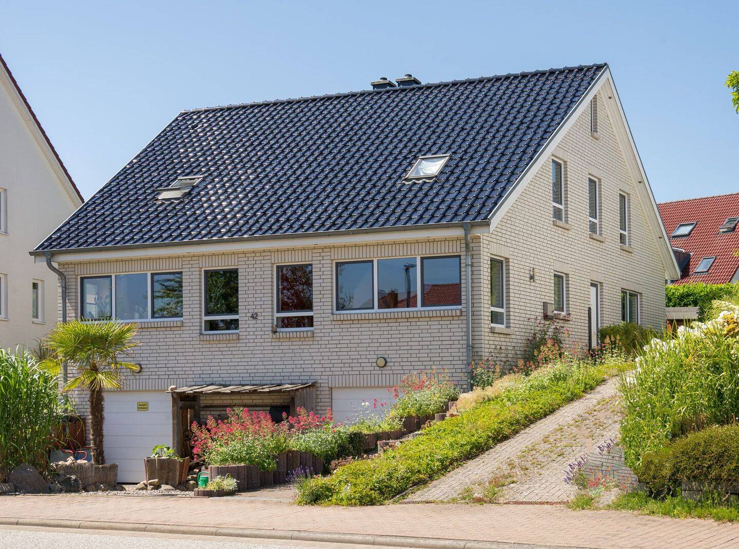 Doppelhaushälfte im freistehenden Wohnhaus in Travemünde zu sofort, 23570 Lübeck (Travemünde)