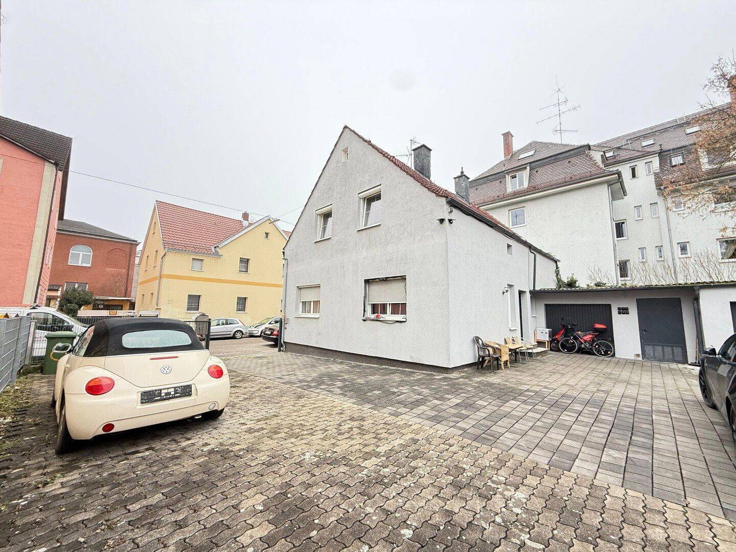 Flexible Wohn- und Anlageimmobilie mit nachhaltigem Potenzial in attraktiver Stadtrandlage, 86154 Augsburg (Oberhausen)