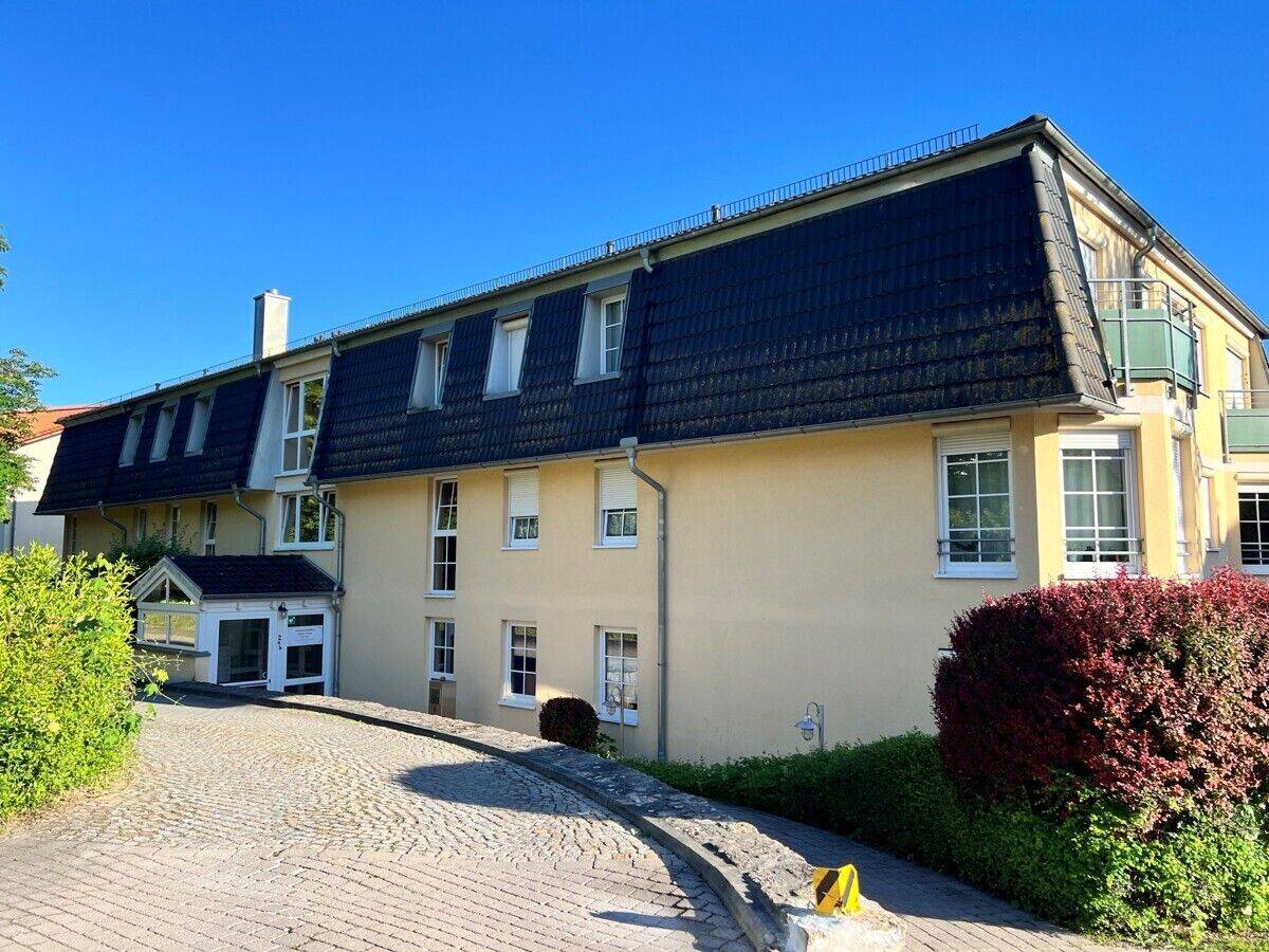 Wohnen ab 55+ in Bad Sulza – moderne 2-Raum-Wohnung mit Balkon, Einbauküche und Aufzug, 99518 Bad Sulza