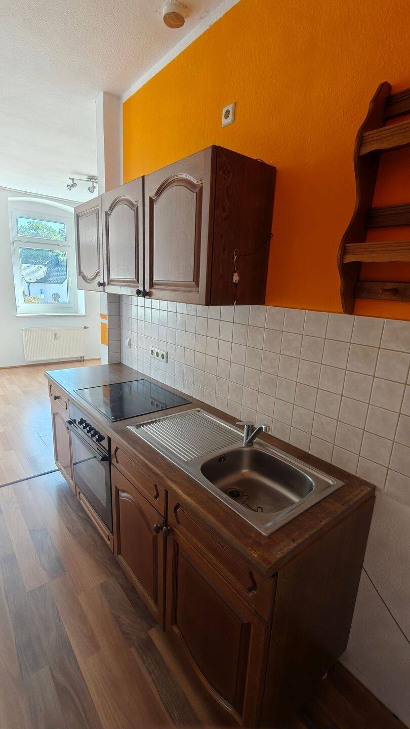 Schöne kleine 1-Raum Wohnung mit Einbauküche, 4643 Geithain