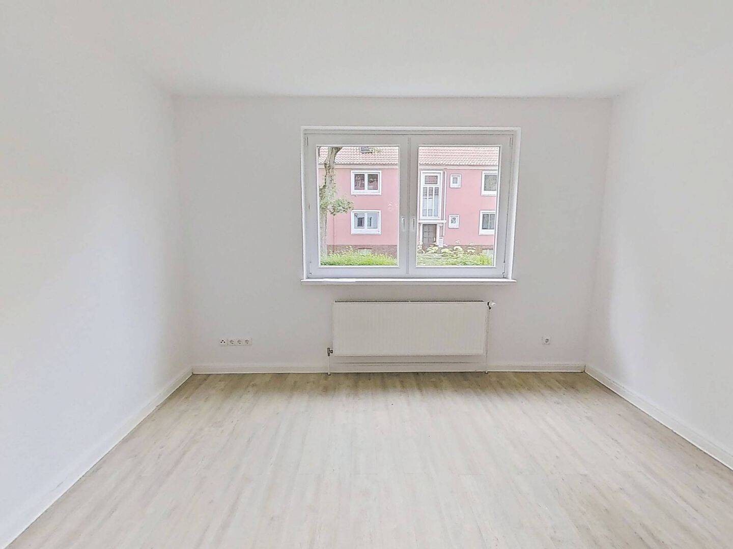 Lichtdurchflutete 2-Zimmer-Wohnung mit gemütlichem Ambiente, 26954 Nordenham