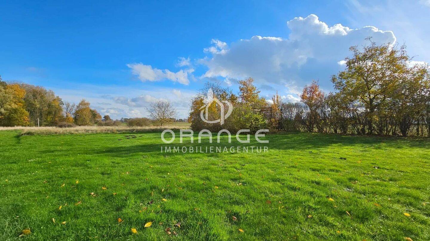 ***Viel Platz für Familie, Hobby und Natur – Zweifamilienhaus auf ca. 12.000 m² Grundstück***, 32107 Bad Salzuflen