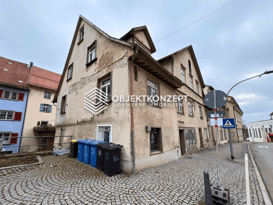 Charmantes Denkmalobjekt mit Gewölbekeller und modernen Wohneinheiten im Stadtkern, 78628 Rottweil