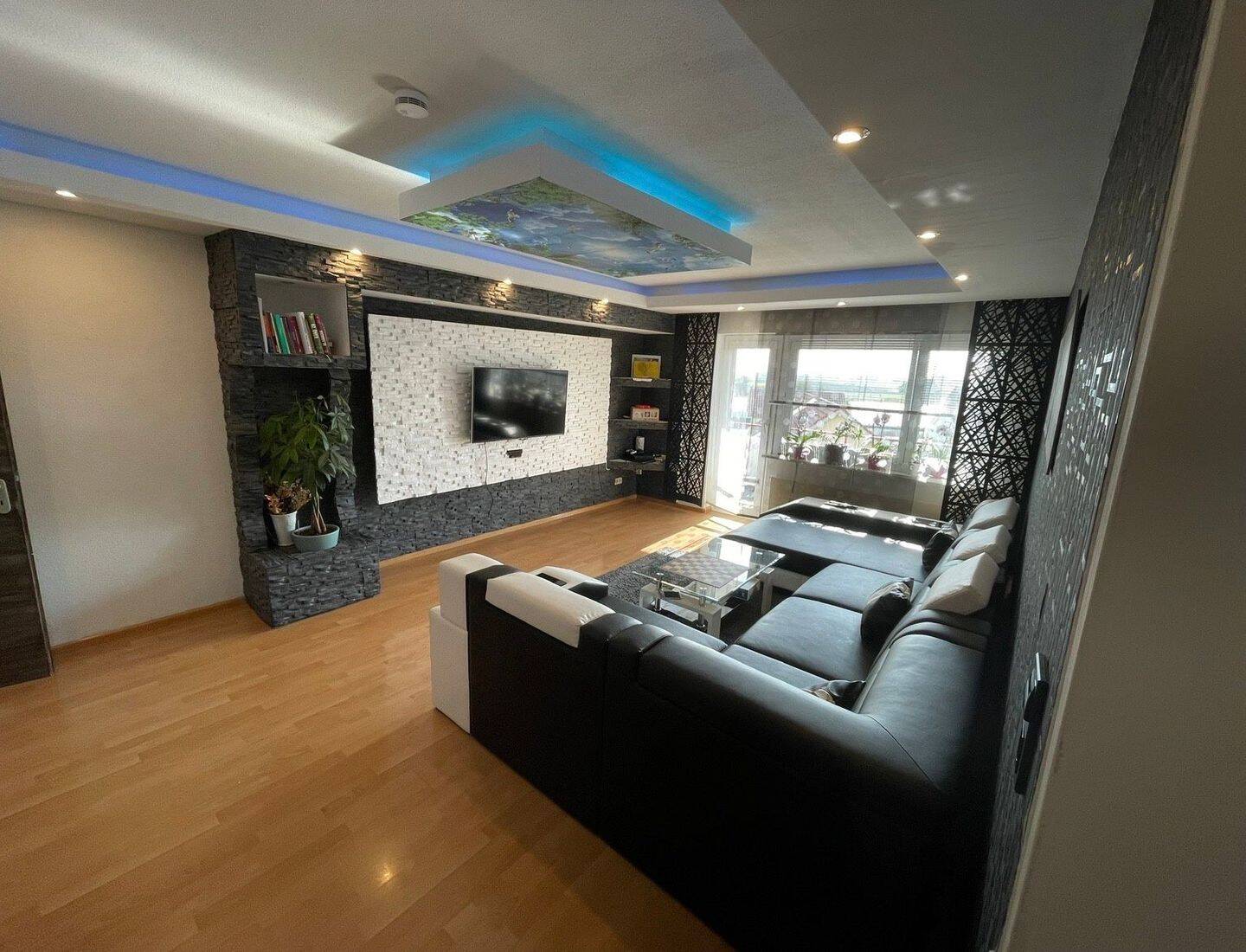 WG-Zimmer, 4,5 Zimmer, 100 m², in Lottstetten, 79807 Lottstetten