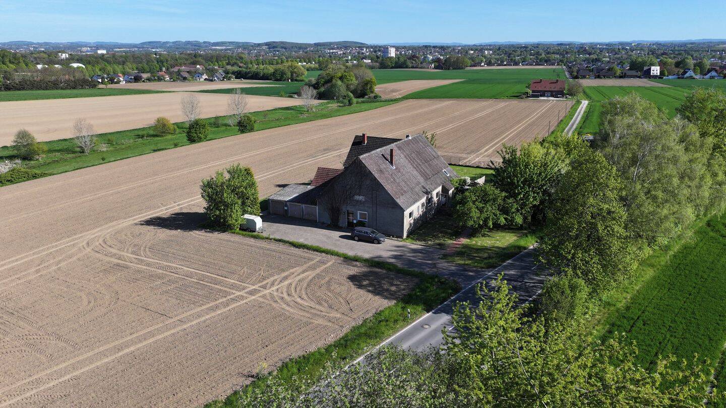 Großes Landhaus mit 3 Wohneinheiten unweit der Bünder Innenstadt…, 32257 Bünde