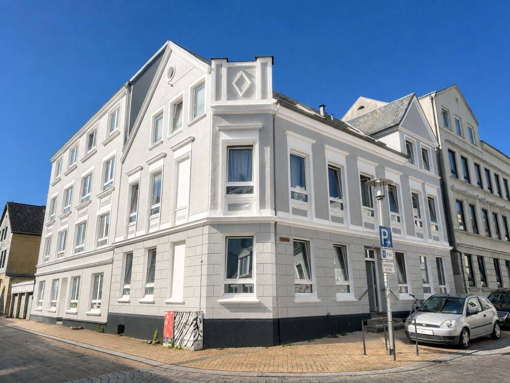 FLENSBURG – ZENTRAL UND HAFENNAH – CHARMANTE 2-ZIMMER-WOHNUNG MIT WOHLFÜHLAMBIENTE, 24939 Flensburg (Altstadt Neustadt Nordstadt Westliche Höhe)