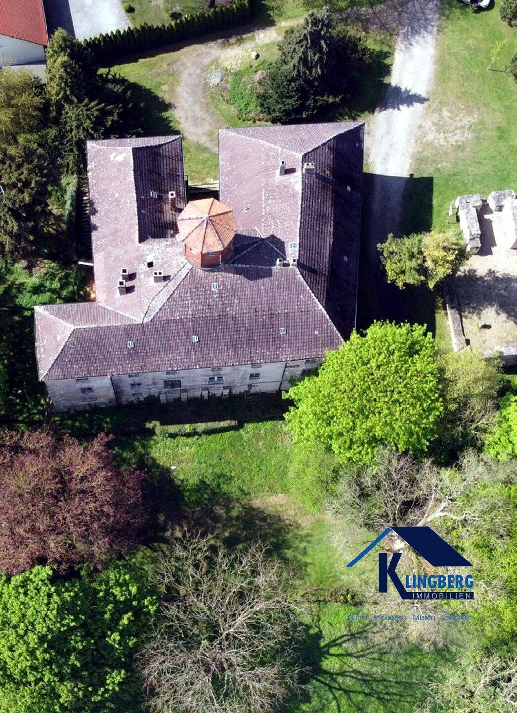 Schloss Steinburg ° Ihre Investitionsmöglichkeit mit Geschichte°ETW mit Parkblick zu verkaufen!, 6647 Finne