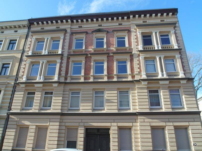 Ab sofort zu haben: Gemütliche 1-Zimmer-Wohnung mit Balkon (Hofseite), sep. Küche und Badewanne, 39112 Magdeburg (Leipziger Str. Sudenburg)