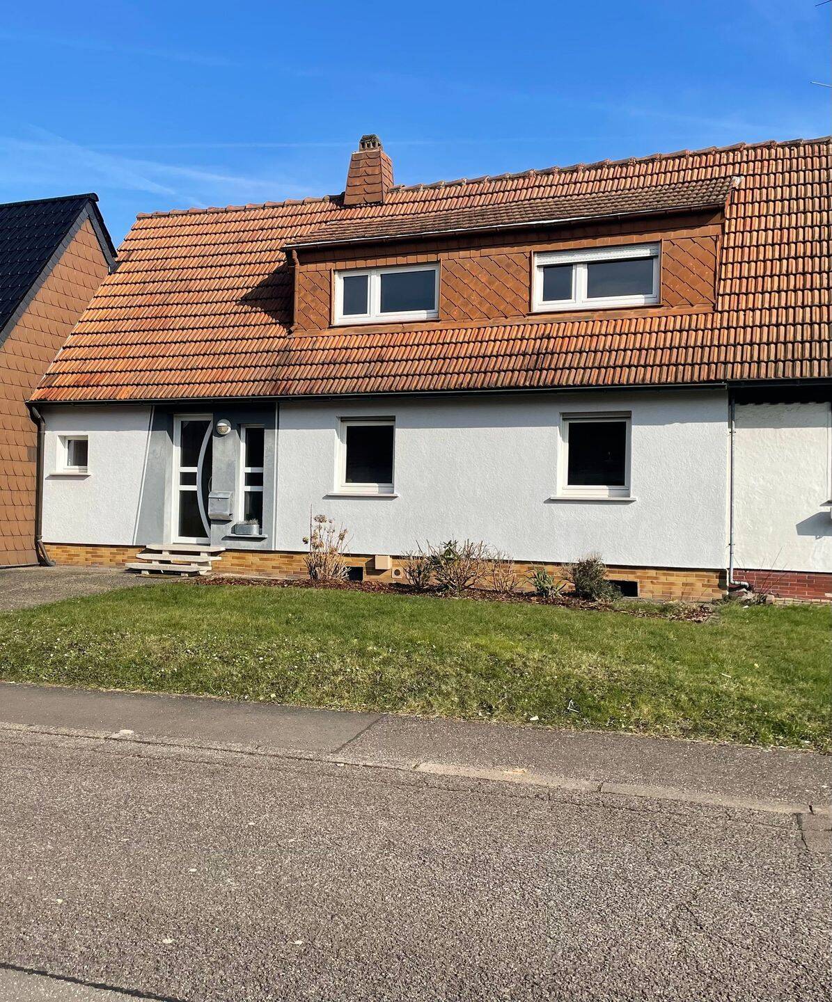 Haus in ruhiger Lage sucht Familie !, 66352 Großrosseln