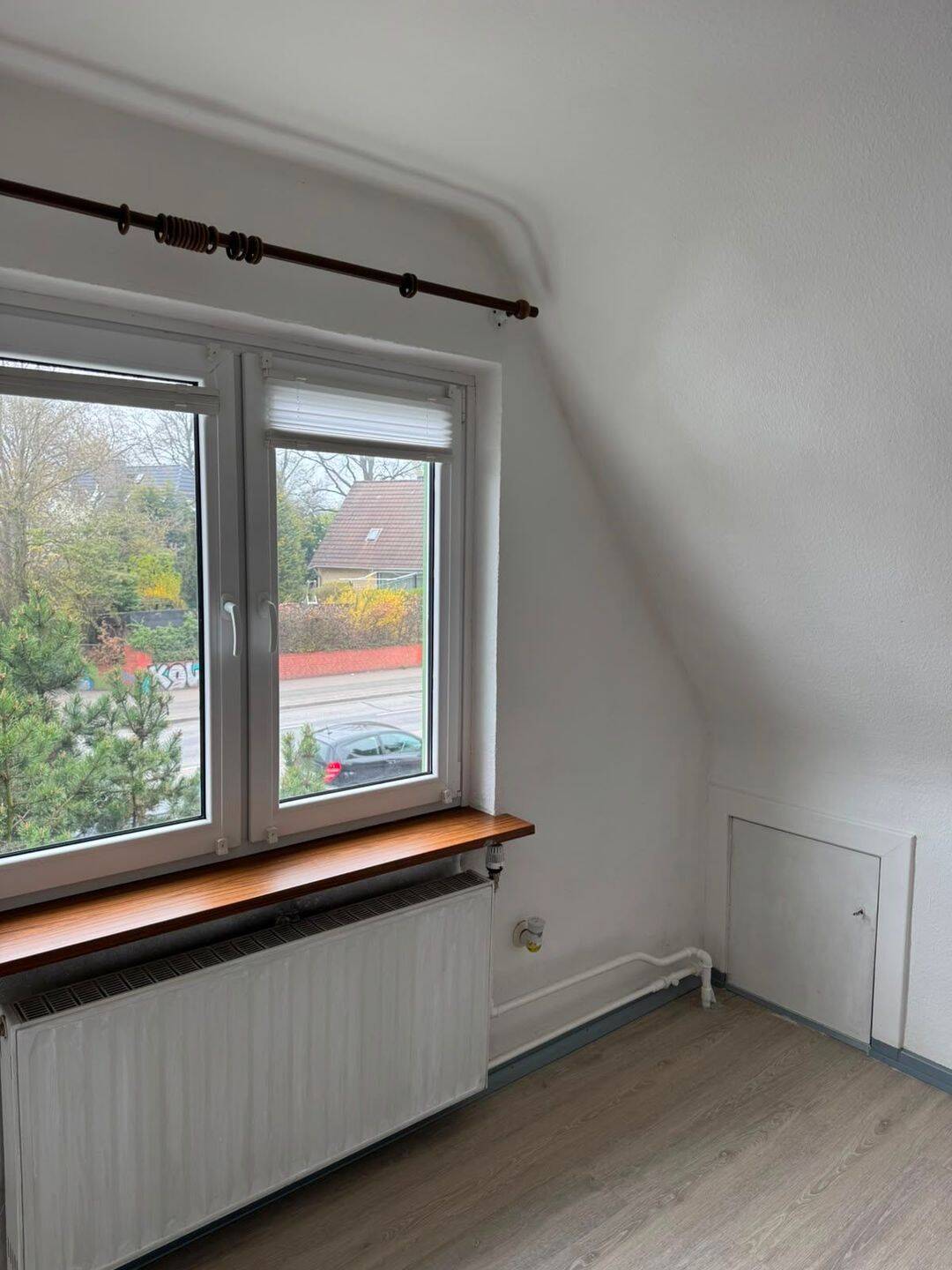 Kleine Wohnung in Jenfeld, 22043 Hamburg (Wandsbek Jenfeld Marienthal Tonndorf)