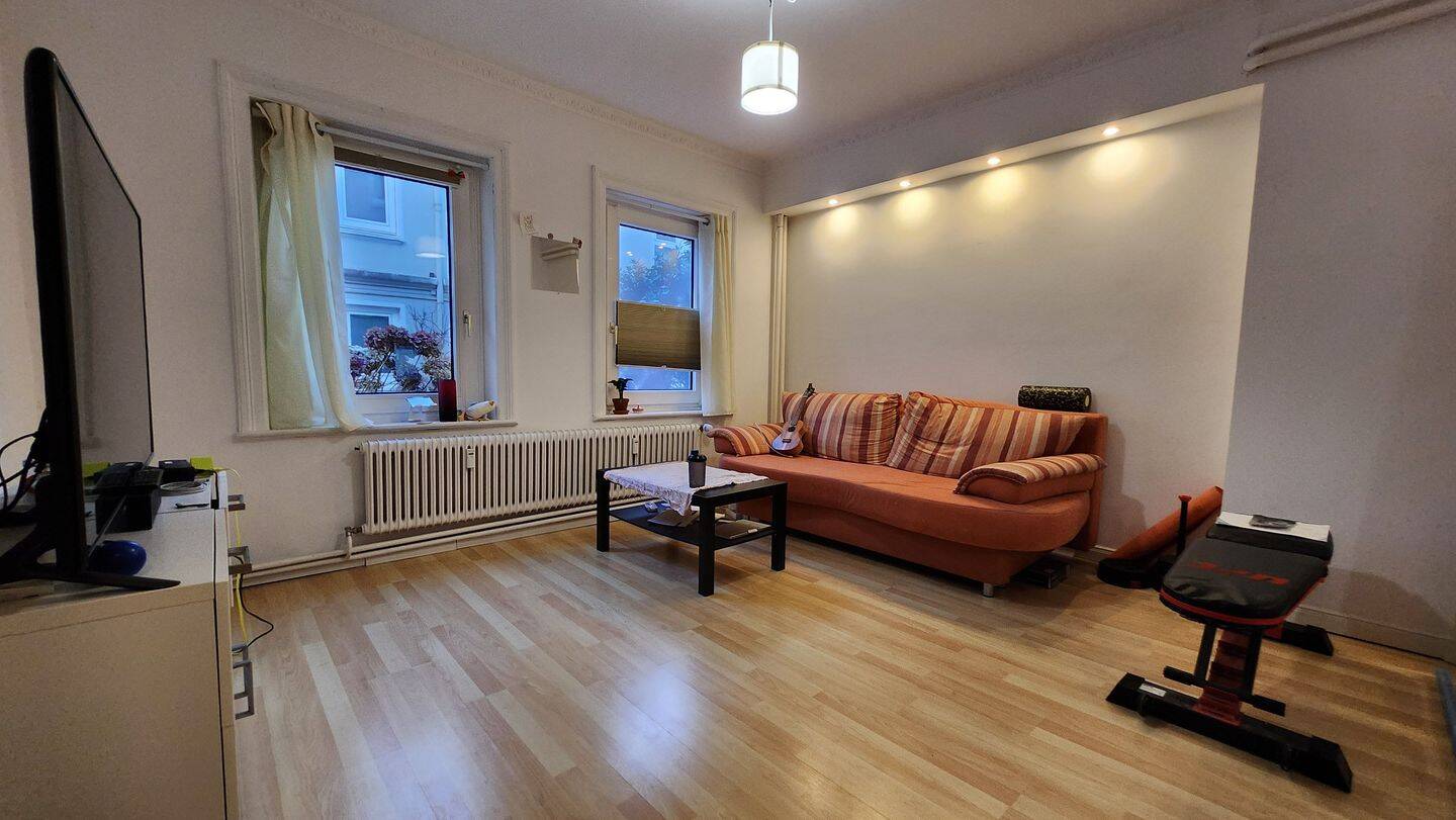 2 Zi. Wohnung in Winterhude in bester Lage. Befristet/All inkl, 22303 Hamburg (Hamburg-Nord Barmbek-Nord Winterhude)