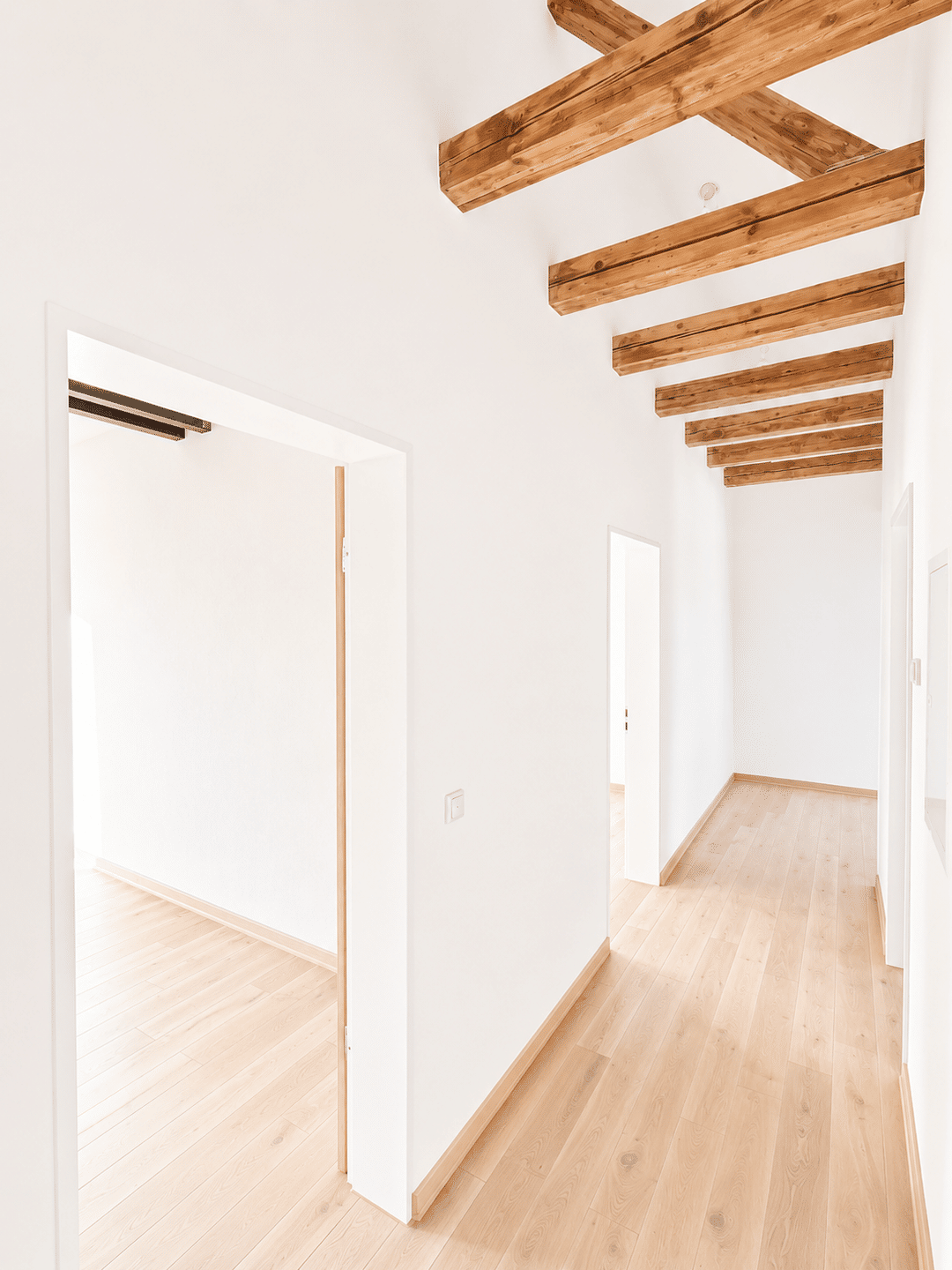 Erleben Sie 131 m² stilvollen Wohnkomfort mit traumhaftem Ausblick auf die Eschweger Altstadt., 37269 Eschwege