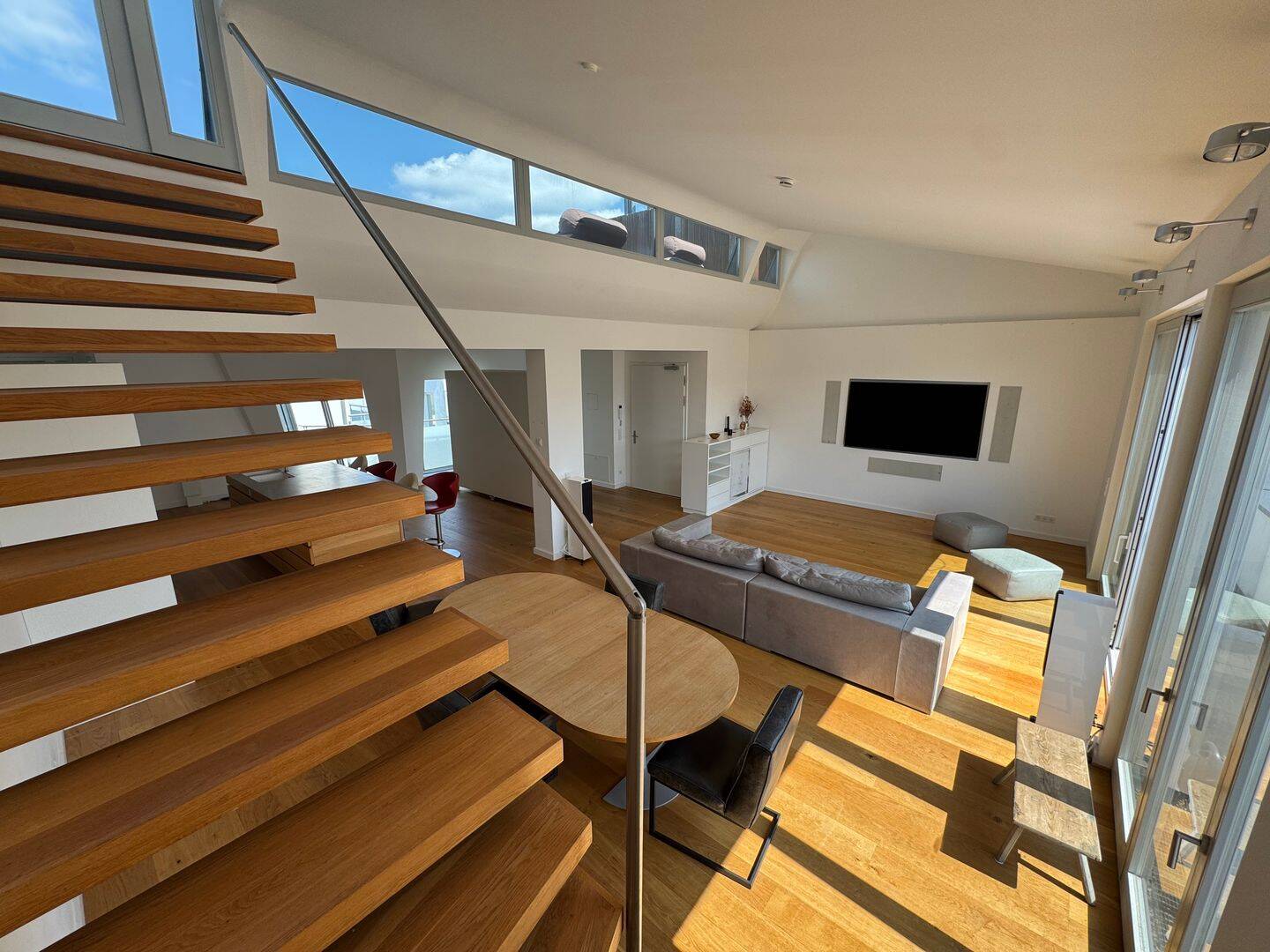 Exklusives Design-Penthouse mit Loftcharakter, privater Dachterrasse und beeindruckendem Weitblick, 10115 Berlin (Mitte Wedding)