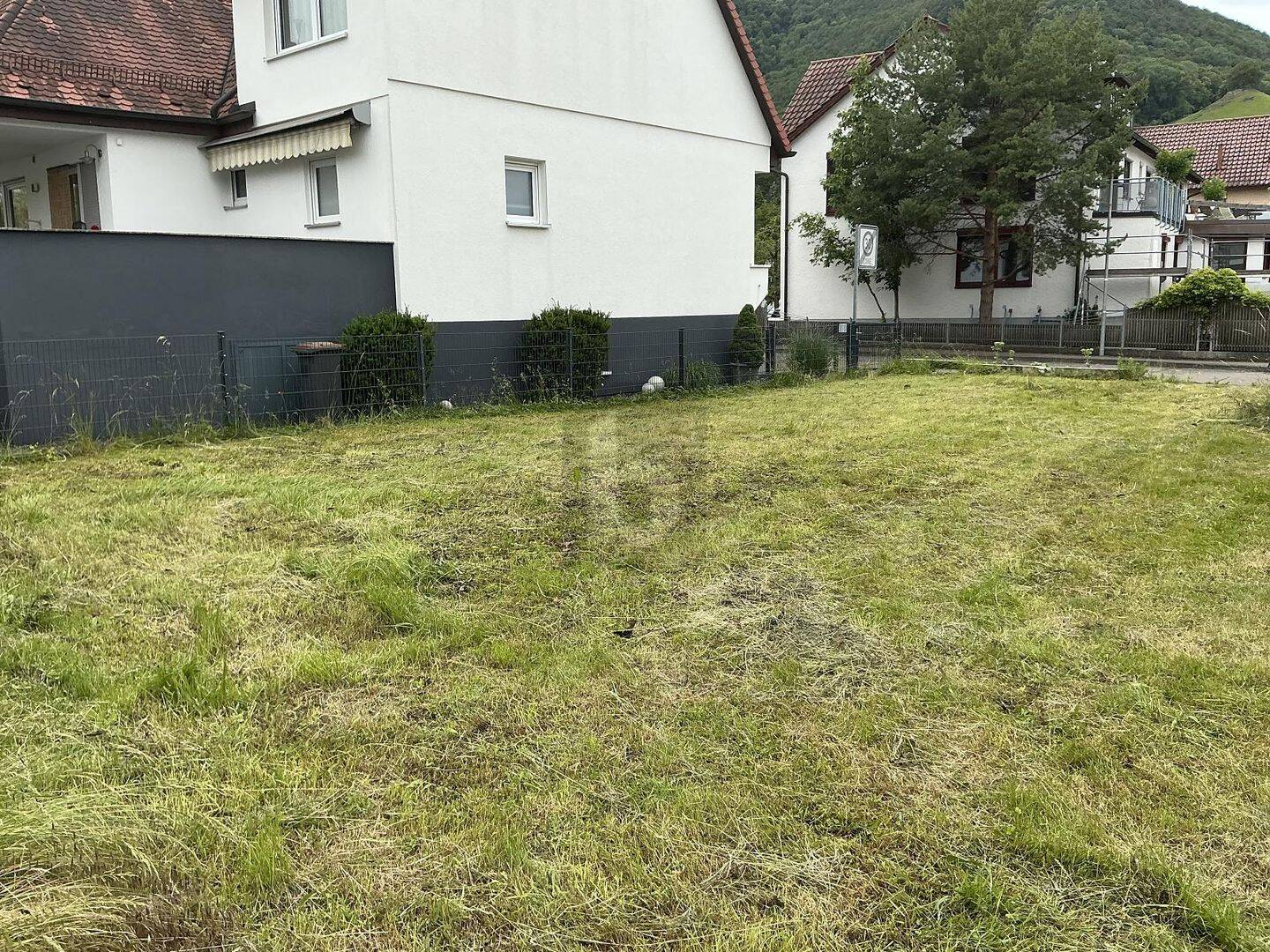 WOHNEN MIT RUHE UND AUSSICHT, 72581 Dettingen an der Erms