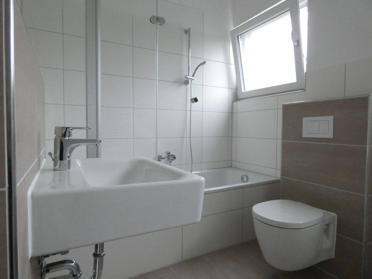 *** Modernisierte Altbauwohnung in den begehrten Lage von Holsterhausen ***, 45147 Essen (Frohnhausen Holsterhausen Rüttenscheid)
