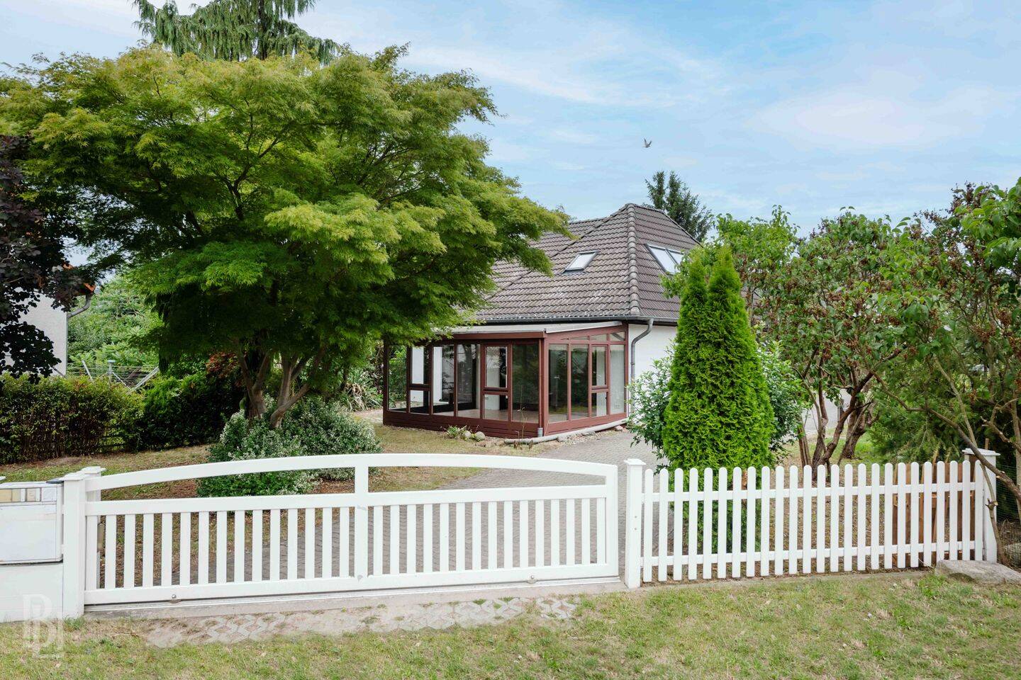 Einziehen & Wohlfühlen Einfamilienhaus mit 5 Zimmern + Wintergarten + großem Garten und Doppelgarage, 14476 Potsdam