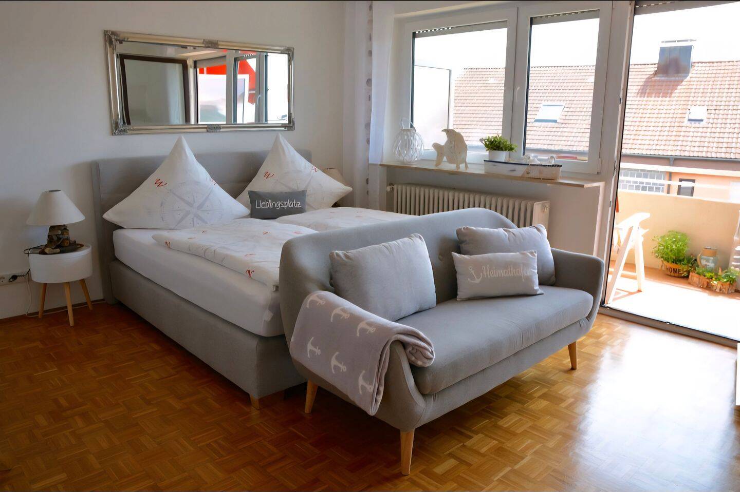 Modernes möbliertes Apartment auf Zeit ,
vom 15.Sept.2026 bis 15.April 2027 , n.Absprache evtl.auch länger., 88709 Meersburg