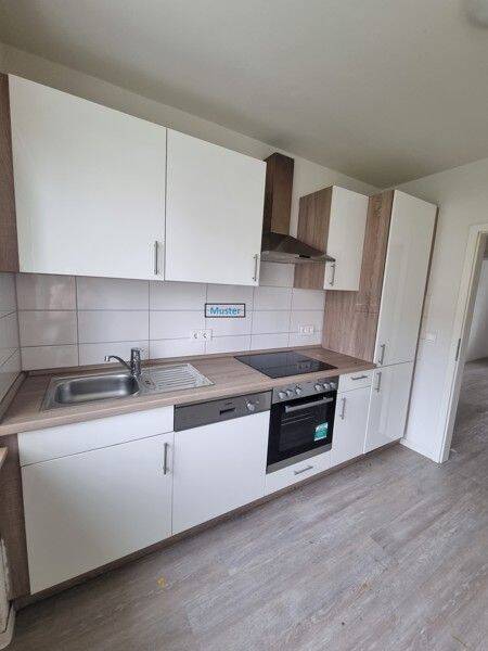 Frisch sanierte 3-Zimmer-Wohnung mit Einbauküche und Balkon, 40472 Düsseldorf (Hubbelrath Lichtenbroich Rath Unterrath)