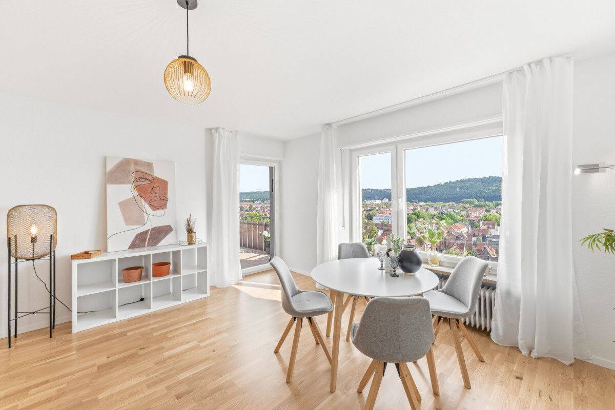 Bezugsfrei: Wohnen über den Dächern Esslingens-Rarität in Bestlage mit atemberaubendem Panoramablick, 73728 Esslingen am Neckar