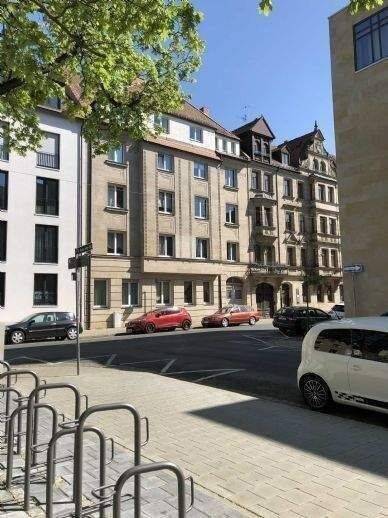 ERSTBEZUG nach Sanierung! Schöne 3 Zimmer Wohnung in ruhiger Lage nähe U-Bahn!, 90763 Fürth (Südstadt Weikershof)