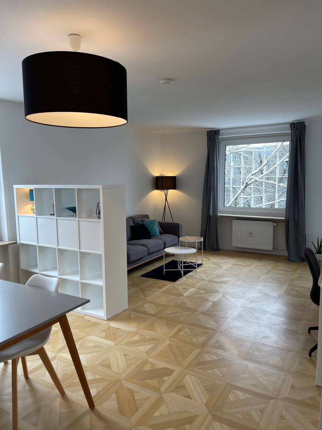 Zuhause mit 2 Zimmern und Südloggia in Schwabing direkt an der Leopoldstraße, 80804 München (Schwabing-Freimann Schwabing-West)