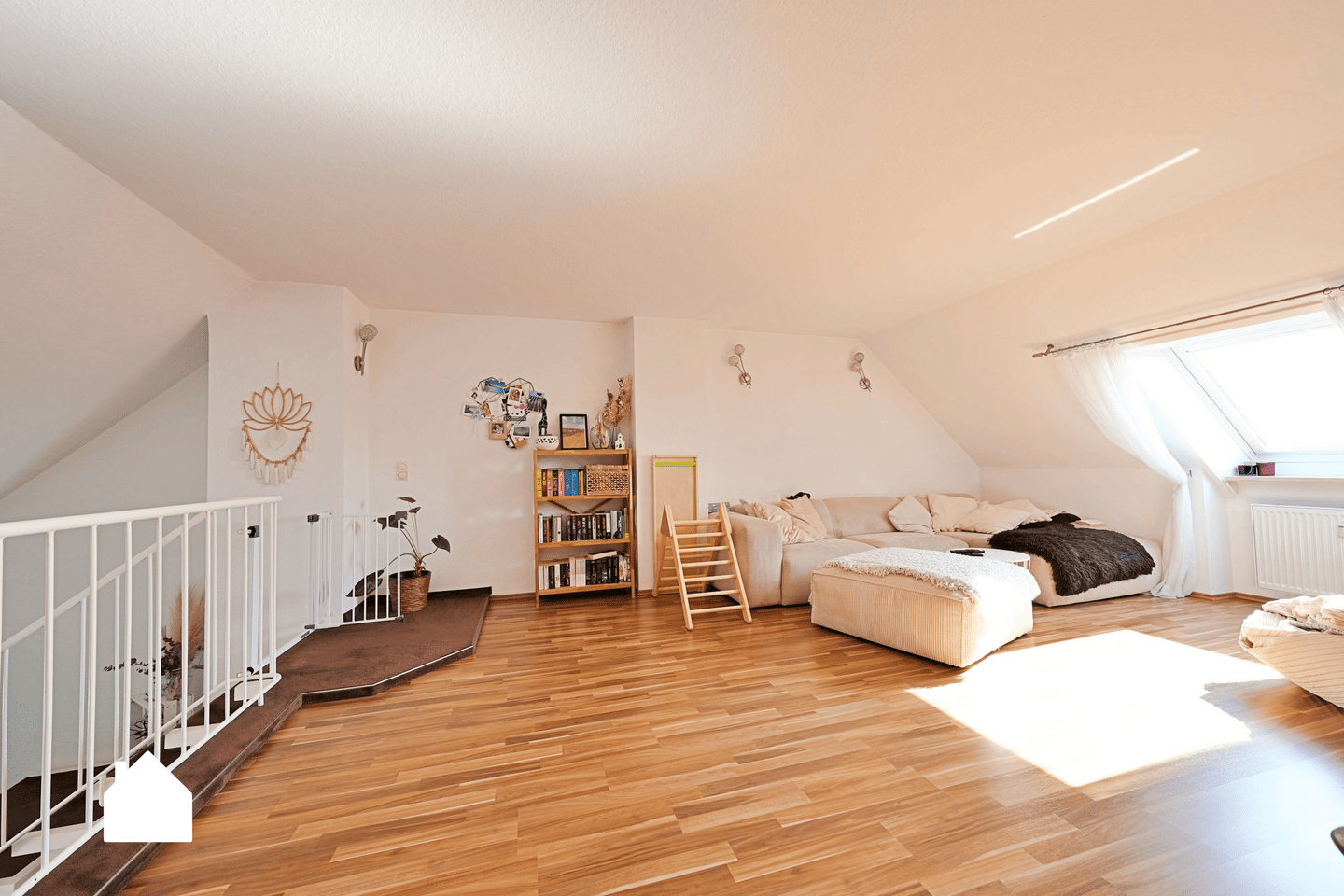 Großzügige & helle Galeriewohnung auf zwei Ebenen mit Loftfeeling!, 95447 Bayreuth (Altstadt Birken Glocke Meyernberg Saas)