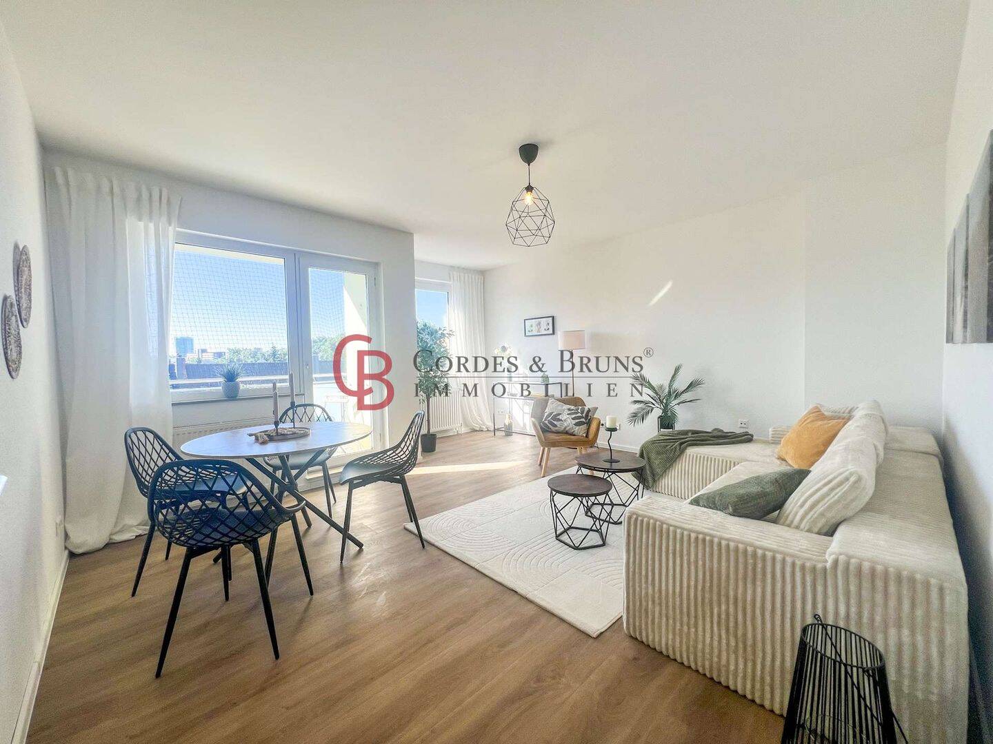 Top 3,5 Zimmerwohnung in Walle – kernsaniert und provisionsfrei, 28217 Bremen (Handelshäfen Steffensweg Utbremen Westend)