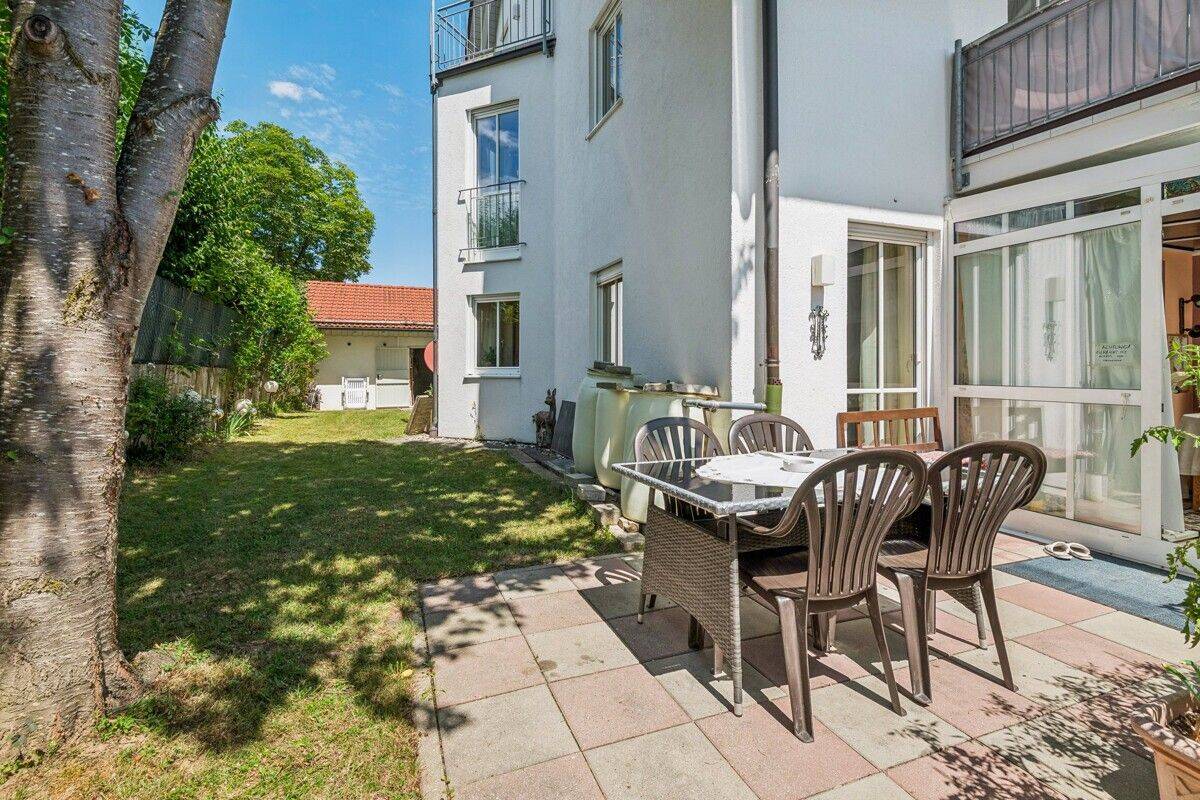 Gepflegte 2-Zimmer-Wohnung mit Wintergarten, Hobbyraum und großem Südwest-Garten, 84416 Inning a. Holz