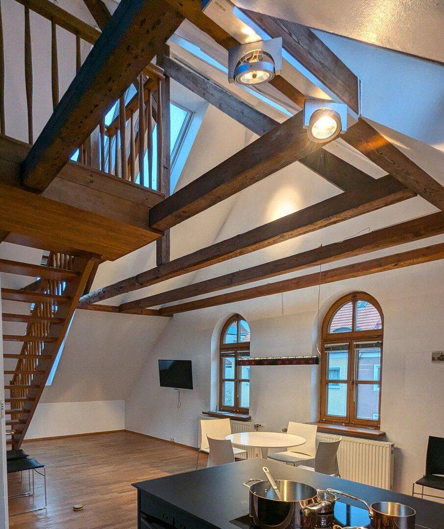 Helle, top-moderne Altbau-Galerie-Wohnung!, 80809 München (Milbertshofen-Am Hart Neuhausen-Nymphenburg Schwabing-West)