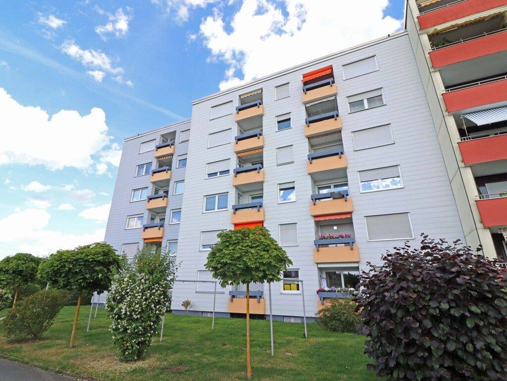 WEIDEN-REHBÜHL! Gepflegte 3,5 Zi.-ETW mit Aufzug, Garage und Panoramablick, frei ab 01.08.2026, 92637 Weiden i.d. OPf. (Weiden)