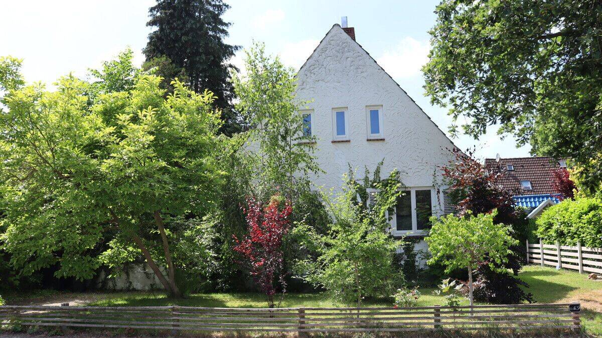 verträumtes Einfamilienhaus auf Erbbaugrundstück, 23611 Bad Schwartau