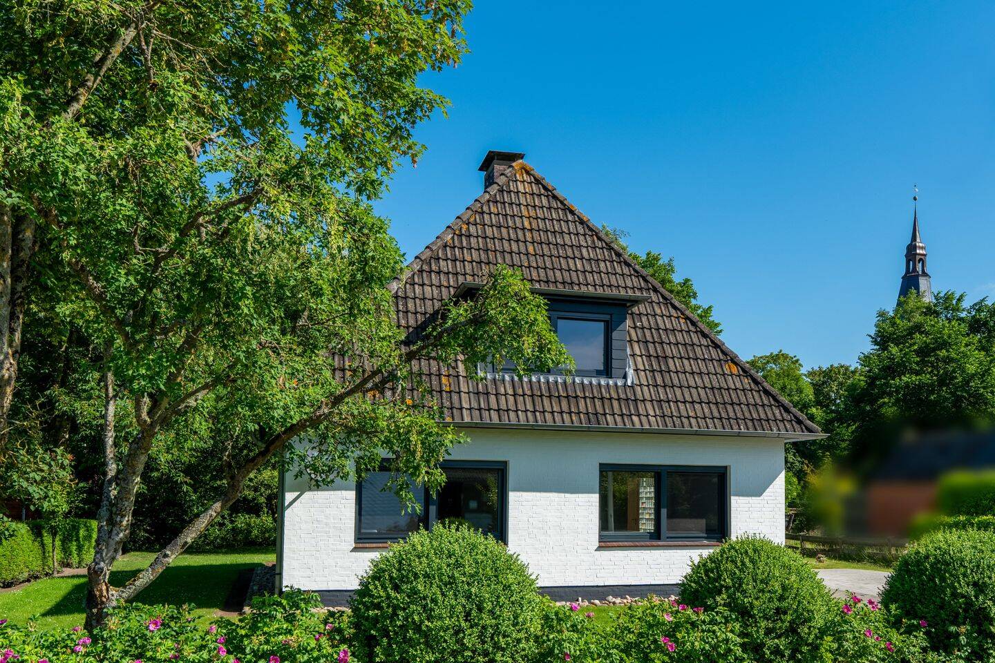 Bei St. Peter-Ording: Familienhaus mit Traumgarten in ruhiger Lage, 25882 Tetenbüll