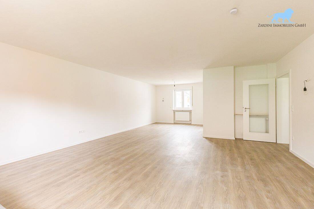 Helle renovierte 4 Z. Wohnung mit Terrasse und Vorgarten, 85238 Petershausen
